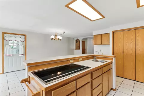 Kitchen - 11223 E 37th Ave, Spokane Valley, WA 99206 photo 8 of 8