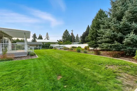 Exterior - 11223 E 37th Ave, Spokane Valley, WA 99206 photo 6 of 13