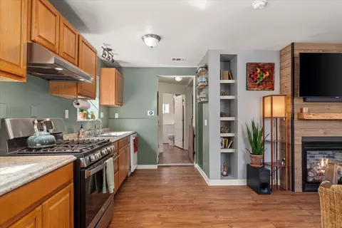 Entry Way - 4602 E 2nd Ave, Spokane Valley, WA 99212 photo 1 of 4
