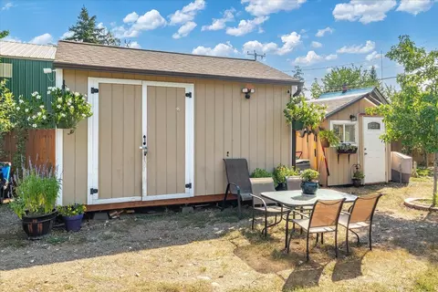 Exterior - 4602 E 2nd Ave, Spokane Valley, WA 99212 photo 9 of 16