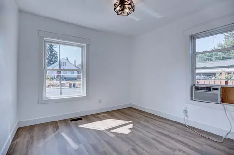 1809 E 11th Ave, Spokane, WA 99202 photo 18