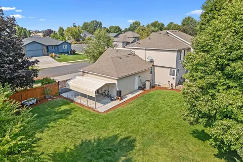 Exterior - 8024 N Kyle Ct, Spokane, WA 99208 photo 6 of 7