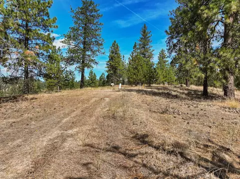 NKA N Cliff Ln #27344.9136, Spokane, WA 99208