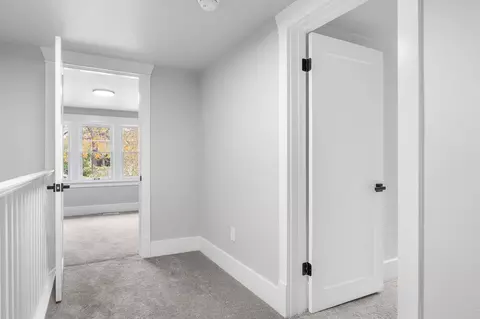 Entry Way - 10212 E 8th Ave, Spokane Valley, WA 99206 photo 1 of 3