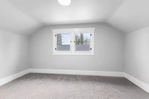 Bedroom - 10212 E 8th Ave, Spokane Valley, WA 99206 photo 2 of 5