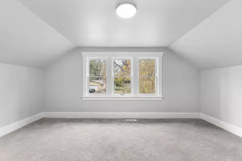 Bedroom - 10212 E 8th Ave, Spokane Valley, WA 99206 photo 3 of 5