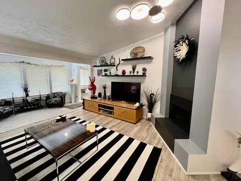 Living - 2201 E 50th Ave, Spokane, WA 99223 photo 2 of 2
