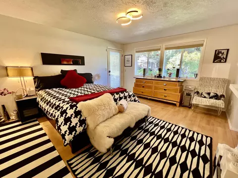 Bedroom - 2201 E 50th Ave, Spokane, WA 99223 photo 1 of 2