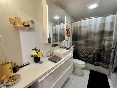 Bath - 2201 E 50th Ave, Spokane, WA 99223 photo 1 of 2