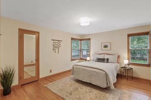 Bedroom - 1104 E 43rd Ave, Spokane, WA 99203 photo 2 of 3