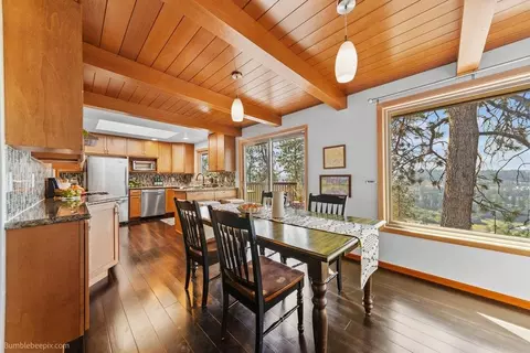 1908 S Cedar St, Spokane, WA 99203 photo 8
