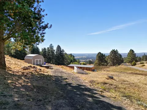 6204 E Custer Ln, Spokane, WA 99223 photo 47