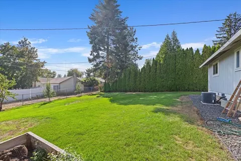 Exterior - 3308 E 35th Ave, Spokane, WA 99223 photo 11 of 13