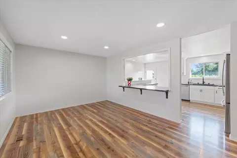 Living - 3308 E 35th Ave, Spokane, WA 99223 photo 3 of 5