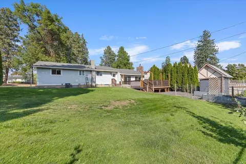 Exterior - 3308 E 35th Ave, Spokane, WA 99223 photo 9 of 13