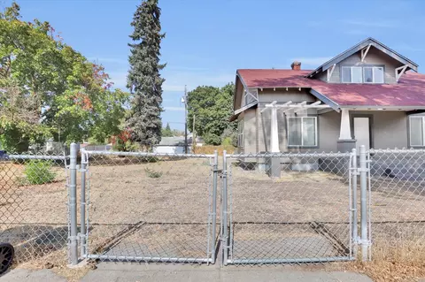 Exterior - 2317 E Hartson Ave, Spokane, WA 99202 photo 8 of 8