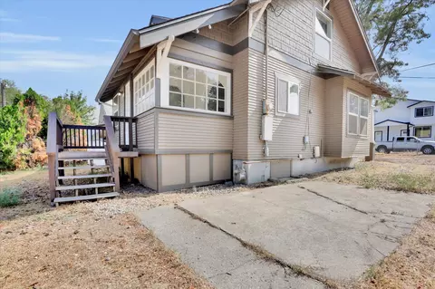 Exterior - 2317 E Hartson Ave, Spokane, WA 99202 photo 4 of 8