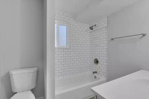 Bath - 2317 E Hartson Ave, Spokane, WA 99202 photo 1 of 3