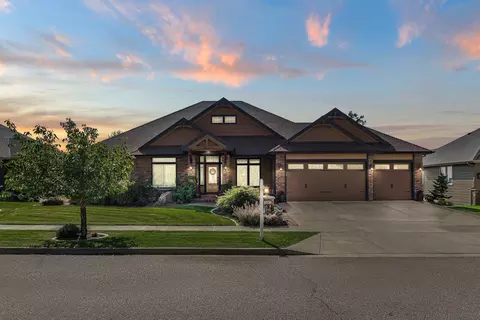 10403 N Navaho Dr, Spokane, WA 99208