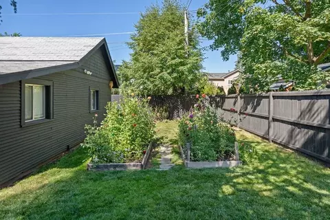 Exterior - 3129 E 34th Ave, Spokane, WA 99223 photo 5 of 7