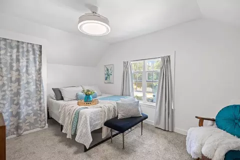 Bedroom - 3129 E 34th Ave, Spokane, WA 99223 photo 5 of 5