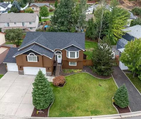 17916 E 11th Ct, Greenacres, WA 99016