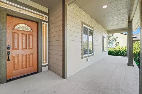 Exterior - 212 E Pine Needle Ave, Colbert, WA 99005 photo 3 of 10