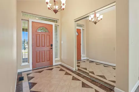 Entry Way - 212 E Pine Needle Ave, Colbert, WA 99005 photo 1 of 3