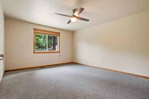 Bedroom - 5606 E 14th Ave, Spokane Valley, WA 99212 photo 1 of 3