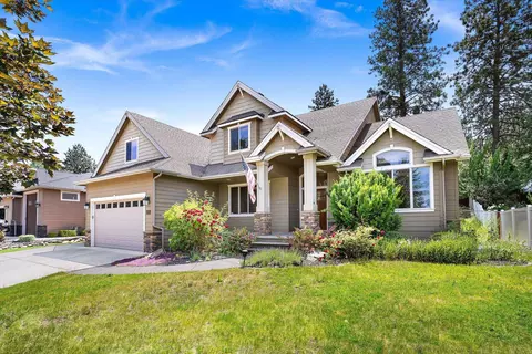 Exterior - 5606 E 14th Ave, Spokane Valley, WA 99212 photo 9 of 10