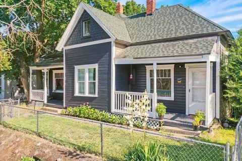 2815 E Queen Ave #2817 E QUEEN AVE SPOKANE WA , Spokane, WA 99217