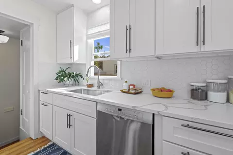 Kitchen - 1121 E 33 Ave, Spokane, WA 99203 photo 2 of 3