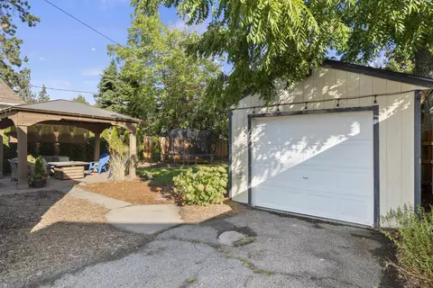 Exterior - 1121 E 33 Ave, Spokane, WA 99203 photo 13 of 14