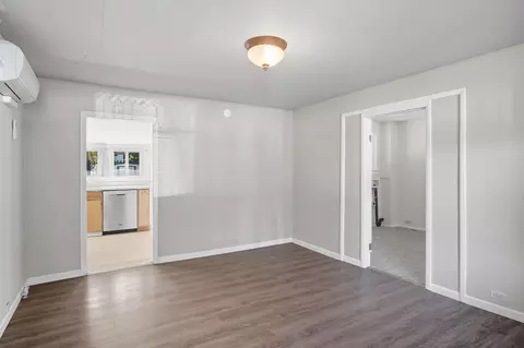Living - 960 E 13th Ave, Spokane, WA 99202 photo 2 of 3