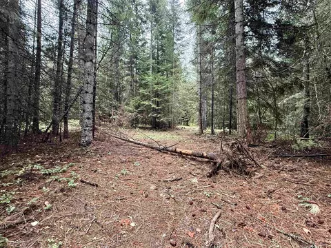 1002 Valley View Dr, Newport, WA 99156