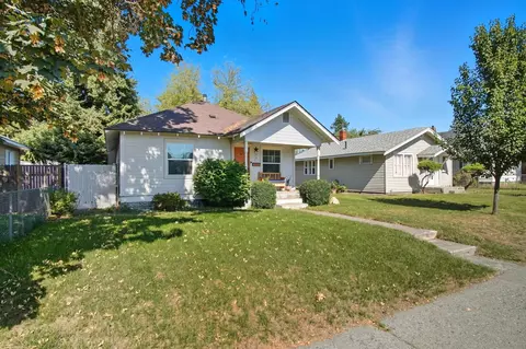 Exterior - 417 E Queen Ave, Spokane, WA 99207 photo 7 of 7