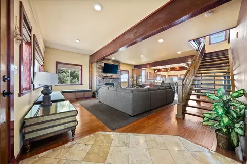 Entry Way - 3728 E Whittier Rd, Spangle, WA 99031 photo 1 of 7