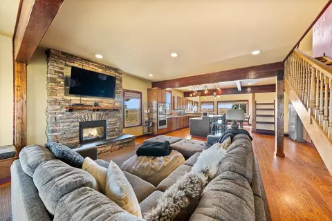 Living - 3728 E Whittier Rd, Spangle, WA 99031 photo 1 of 4