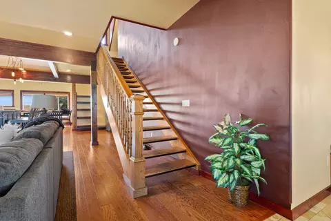 Entry Way - 3728 E Whittier Rd, Spangle, WA 99031 photo 5 of 7