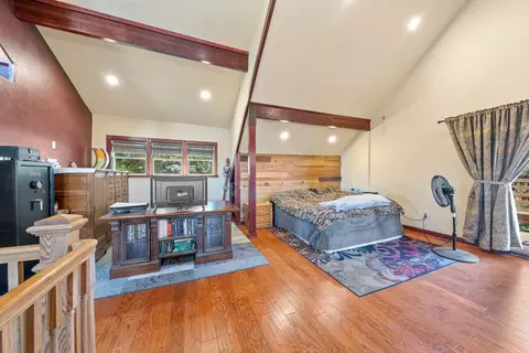 Bedroom - 3728 E Whittier Rd, Spangle, WA 99031 photo 3 of 3