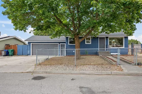 Exterior - 11617 E Augusta Ave, Spokane Valley, WA 99206 photo 2 of 8