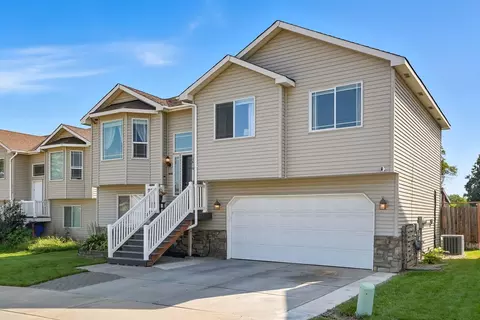 Exterior - 10610 E Baldwin Ave, Spokane Valley, WA 99206 photo 2 of 11