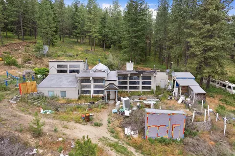 42919 N Big Foot Ln, Elk, WA 99009