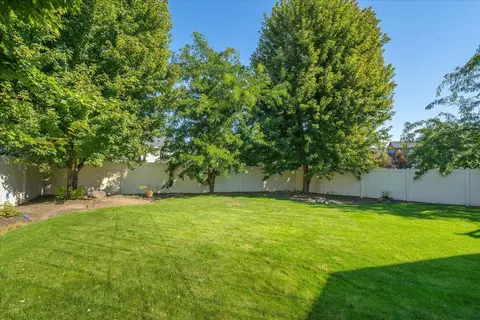 Exterior - 421 E Parker Dr, Colbert, WA 99005 photo 7 of 10