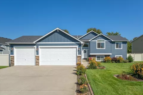421 E Parker Dr, Colbert, WA 99005