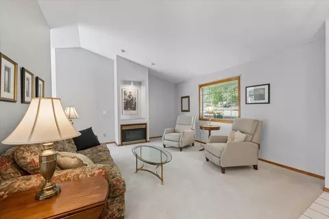 Living - 3316 E 35th Ave, Spokane, WA 99223 photo 1 of 5
