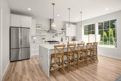 Kitchen - 4620 E 43rd Ave, Spokane, WA 99223 photo 2 of 5