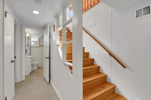 Entry Way - 1104 E 29th Ave, Spokane, WA 99203 photo 1 of 2