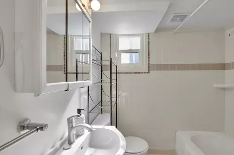 Bath - 1104 E 29th Ave, Spokane, WA 99203 photo 1 of 2