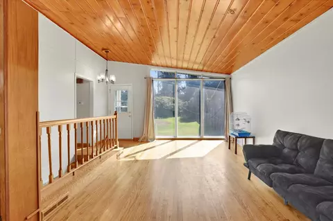 Living - 1104 E 29th Ave, Spokane, WA 99203 photo 5 of 5